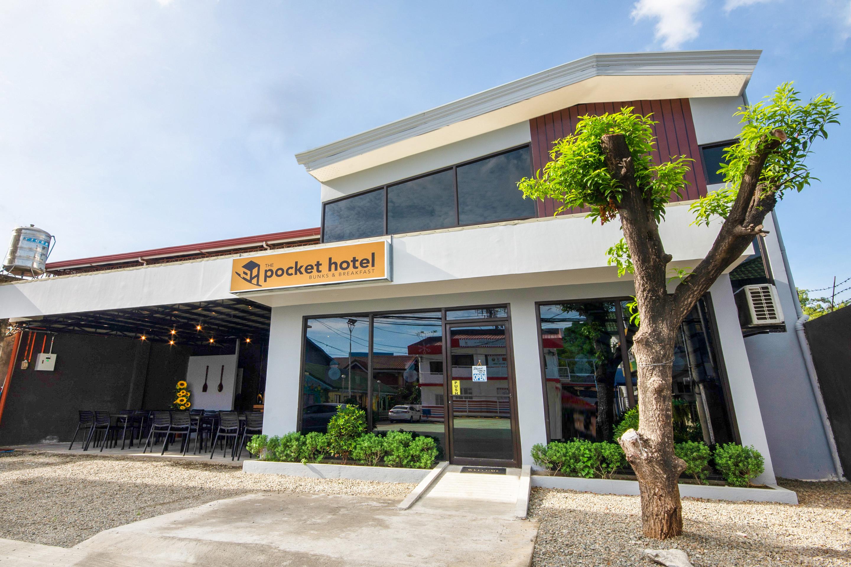 Oyo495口袋酒店 麦克坦 外观 照片