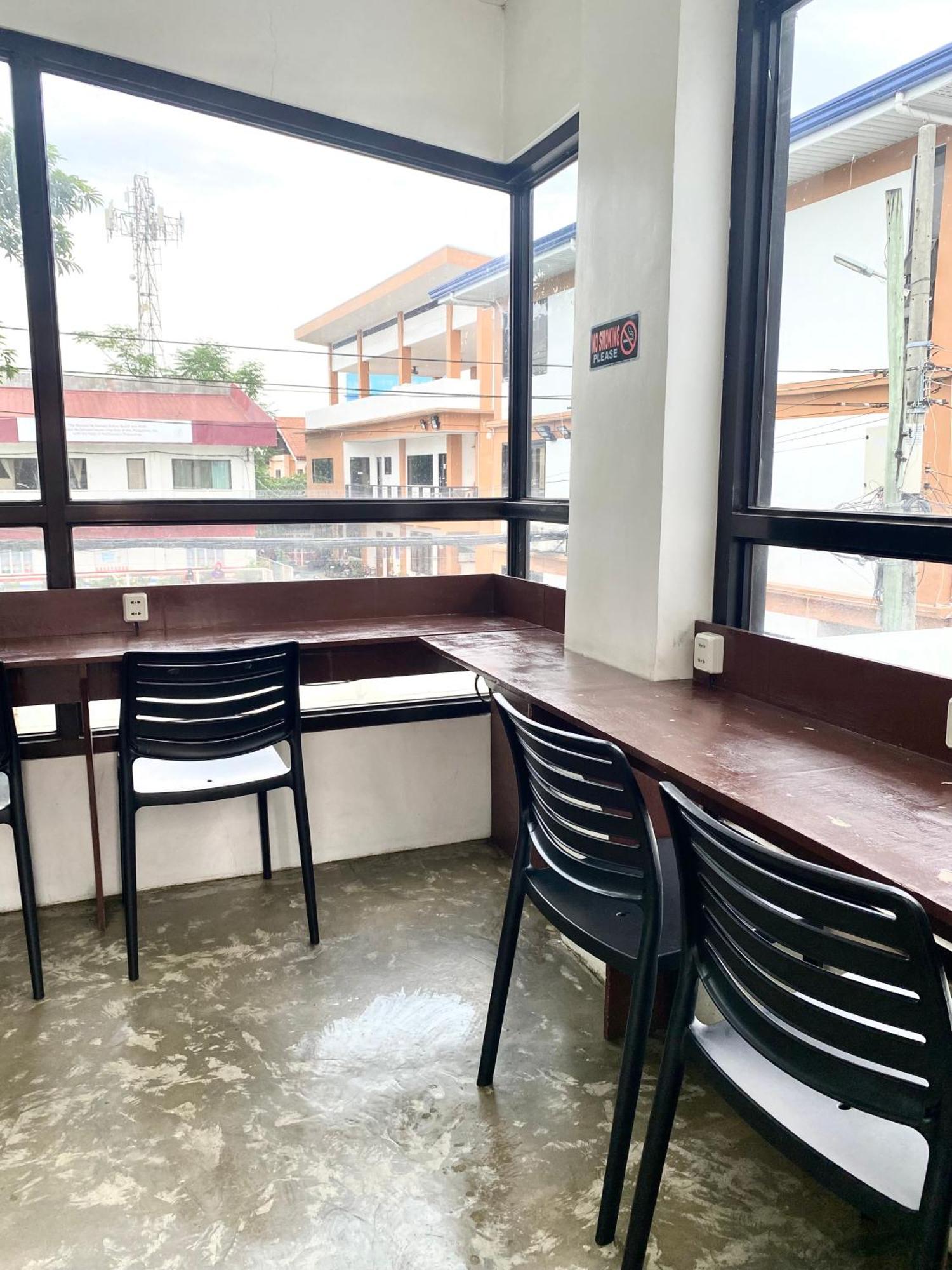 Oyo495口袋酒店 麦克坦 外观 照片
