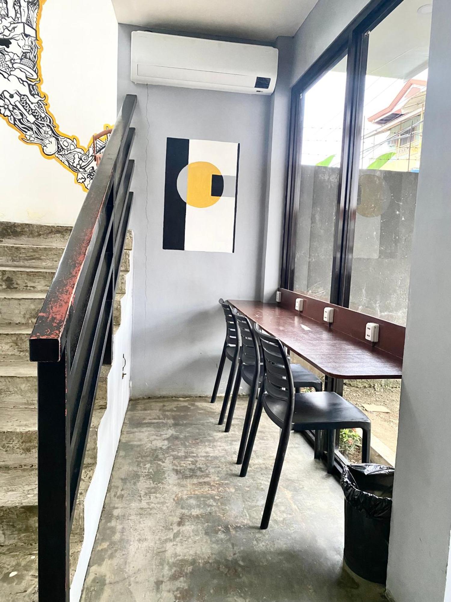 Oyo495口袋酒店 麦克坦 外观 照片