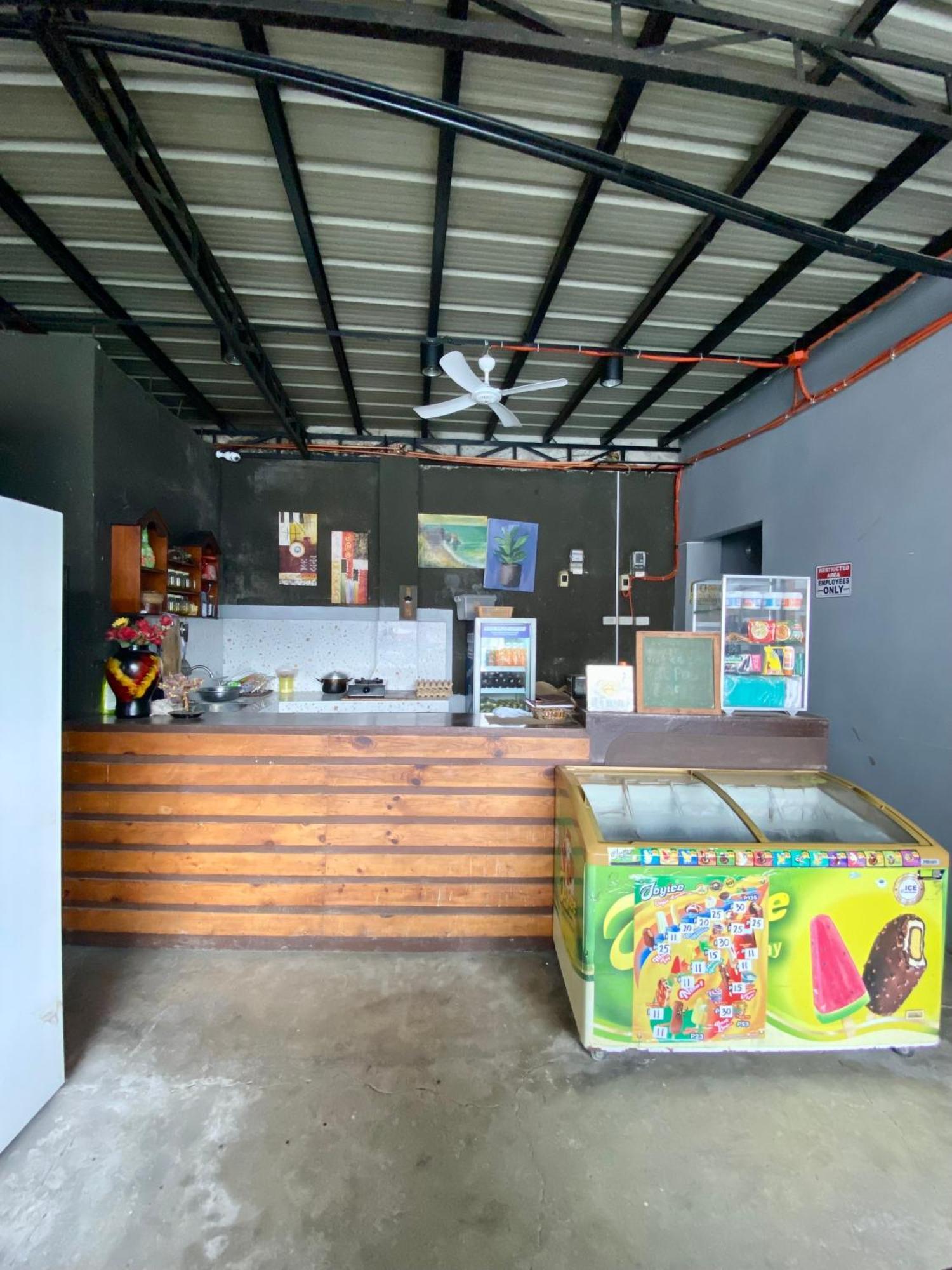 Oyo495口袋酒店 麦克坦 外观 照片